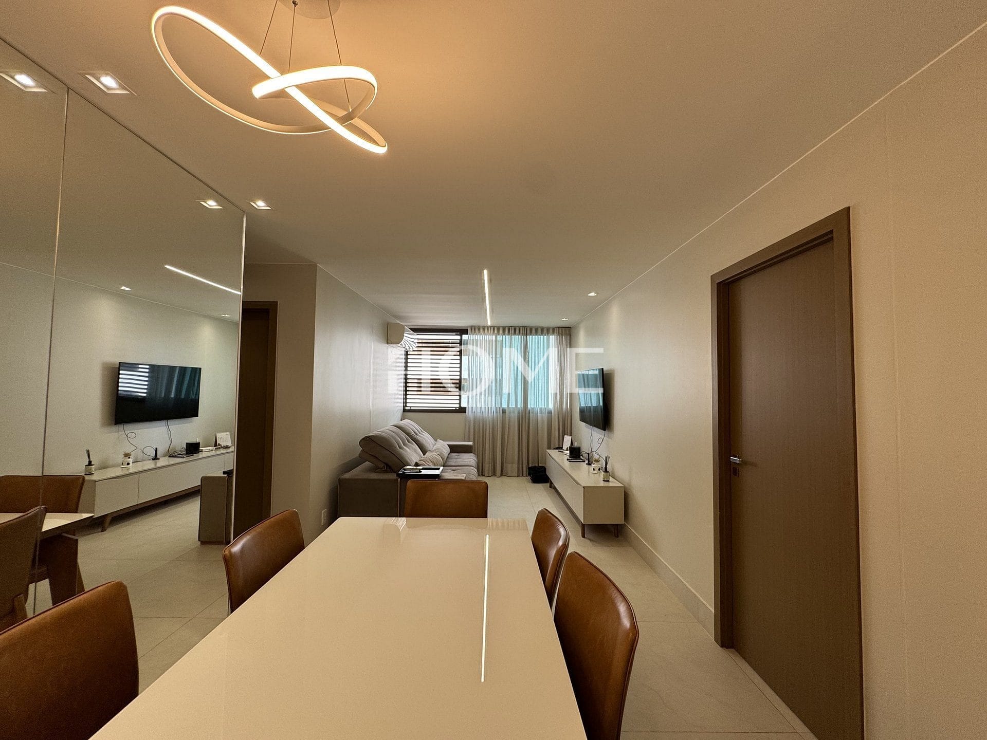 SQNW 302 Á VENDA – 69m² – 2 QUARTOS ( 1 SUÍTE) – LAZER COMPLETO