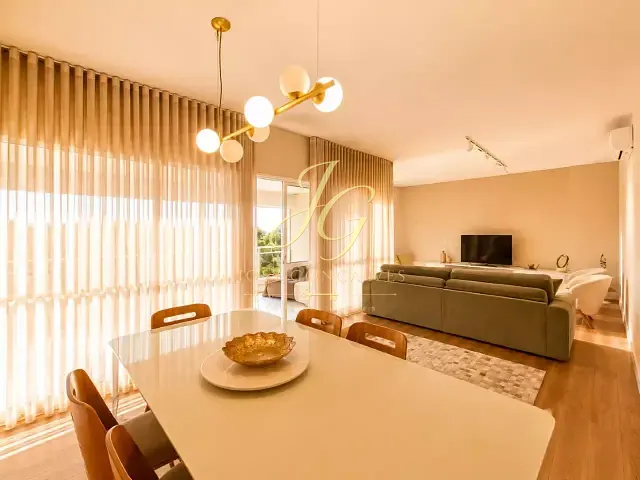 Apartamento 4 quartos e 5 banheiros, à venda, no bairro Jardim Armênia em Mogi das Cruzes