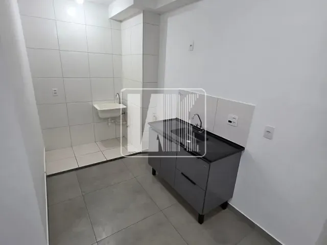 Apartamento 2 quartos e 1 banheiro, para alugar, no bairro Santa Maria em Santo André