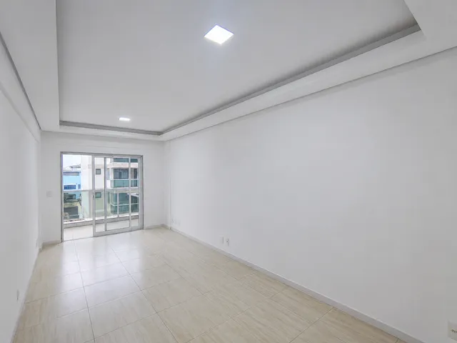 Apartamento com 90m² 3 quartos e 2 banheiros, para alugar, no bairro Vila Valqueire em Rio de Janeiro