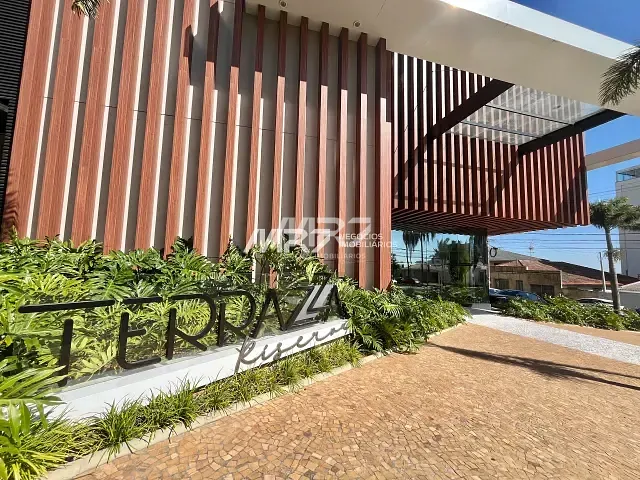 Apartamento com 288m² 3 quartos e 4 banheiros, à venda, no bairro Oficinas em Ponta Grossa