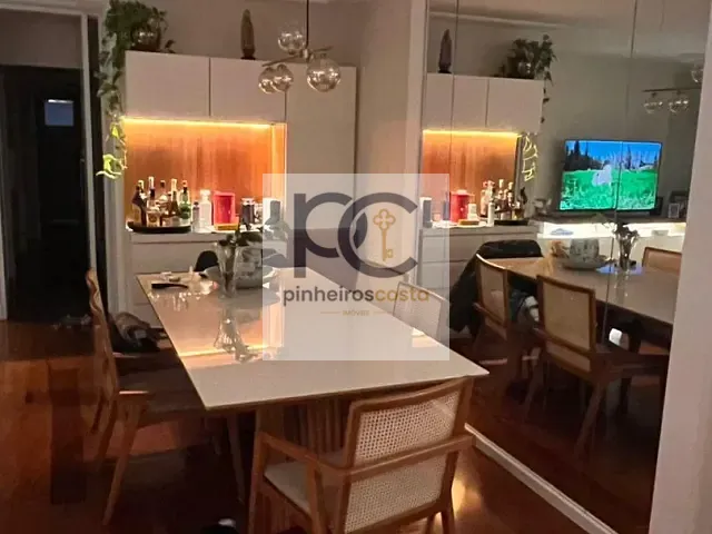 Apartamento 3 quartos e 5 banheiros, à venda, no bairro Vila Sofia em São Paulo
