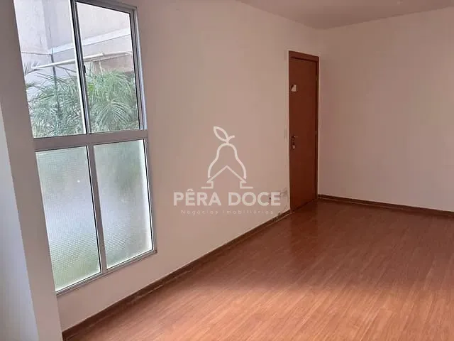 Apartamento 2 quartos e 1 banheiro, à venda, no bairro Recreio dos Bandeirantes em Uberaba