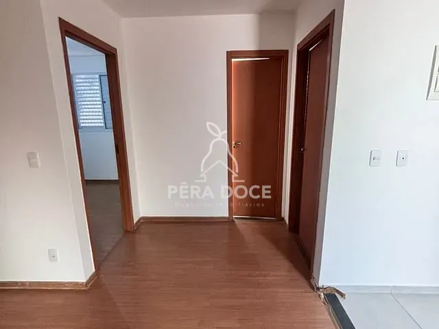 Apartamento 2 quartos e 1 banheiro, à venda, no bairro Recreio dos Bandeirantes em Uberaba