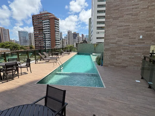 Apartamento 2 quartos e 2 banheiros, à venda, no bairro Meireles em Fortaleza