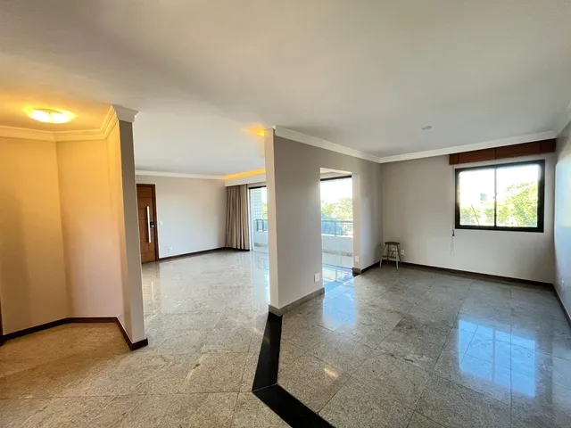 Apartamento 4 quartos e 4 banheiros, à venda, no bairro Asa Norte em Brasília