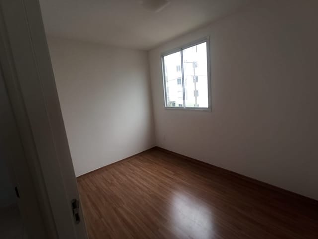 Apartamento 2 quartos e 1 banheiro, para alugar, no bairro Capitão Eduardo em Rua Padre Argemiro Moreira