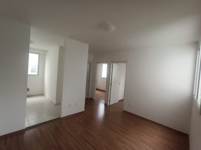 Apartamento 2 quartos e 1 banheiro, para alugar, no bairro Capitão Eduardo em Rua Padre Argemiro Moreira