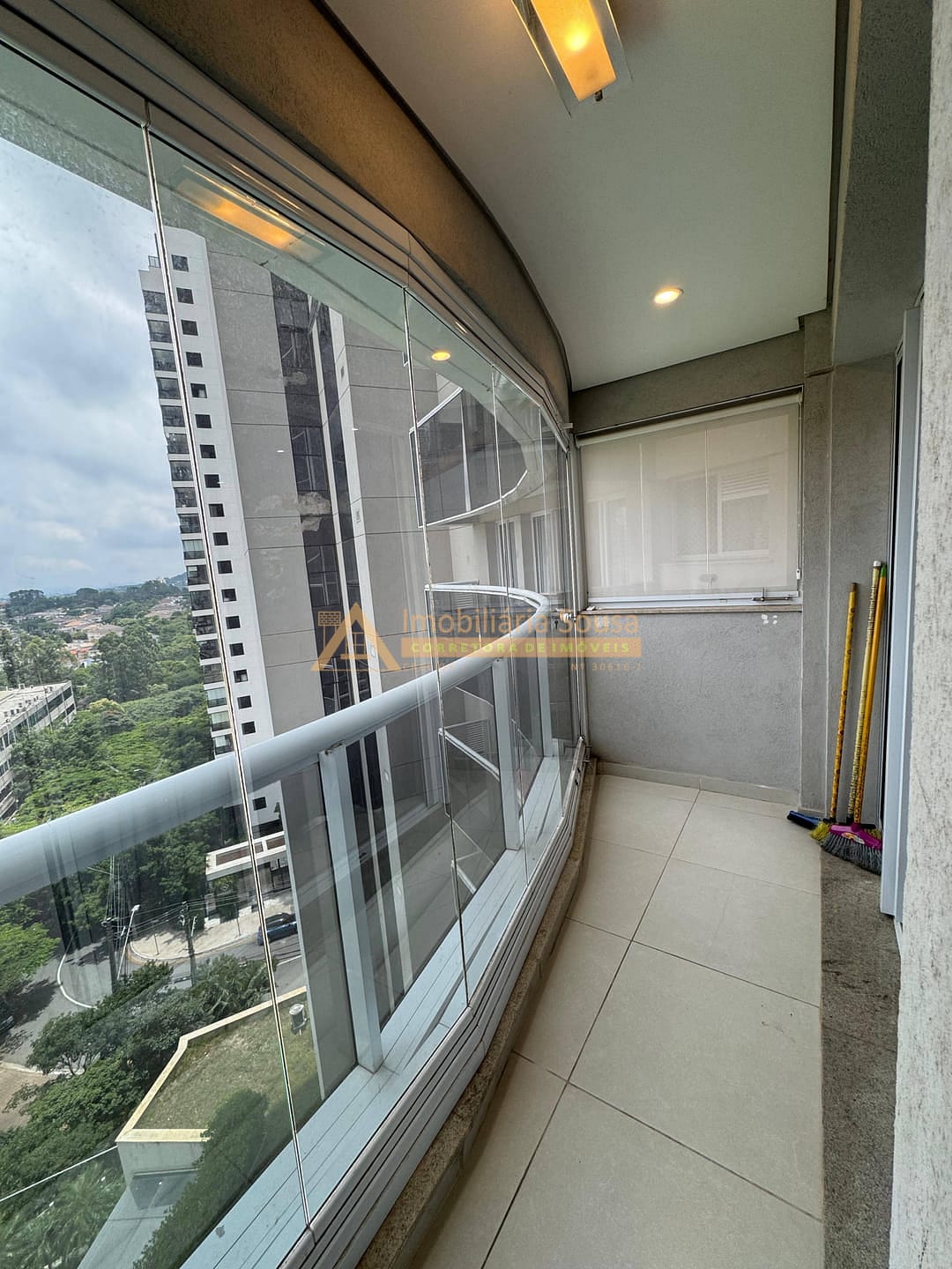 Apartamento para alugar com 1 quarto, 50m² - Foto 33