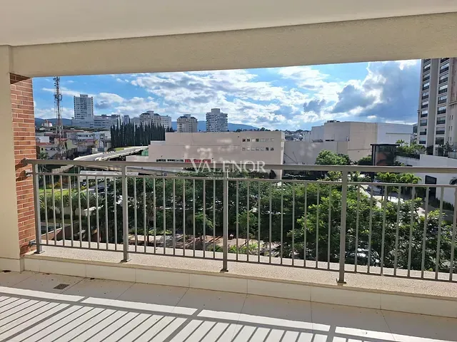 Apartamento com 175m² 3 quartos e 4 banheiros, à venda, no bairro Anhangabaú em Jundiaí