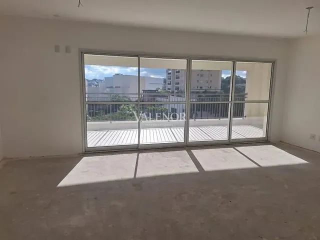 Apartamento com 175m² 3 quartos e 4 banheiros, à venda, no bairro Anhangabaú em Jundiaí
