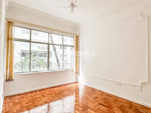 Apartamento com 82m² 3 quartos e 2 banheiros, à venda, no bairro Leme em Rio de Janeiro