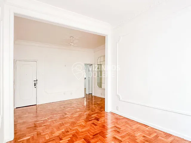 Apartamento com 82m² 3 quartos e 2 banheiros, à venda, no bairro Leme em Rio de Janeiro