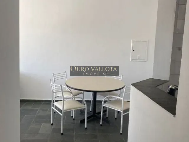 Apartamento 2 quartos e 2 banheiros, à venda, no bairro Jardim Enseada em Guarujá