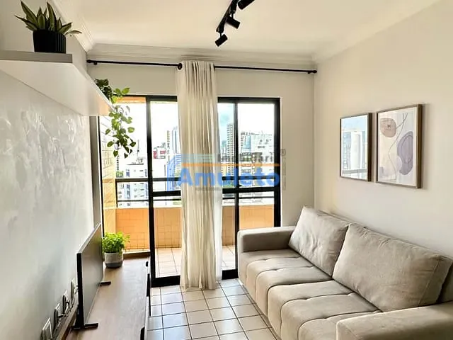 Apartamento 3 quartos e 2 banheiros, à venda, no bairro Aflitos em Recife