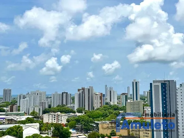 Apartamento 3 quartos e 2 banheiros, à venda, no bairro Aflitos em Recife