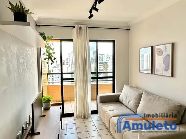 Apartamento 3 quartos e 2 banheiros, à venda, no bairro Aflitos em Recife