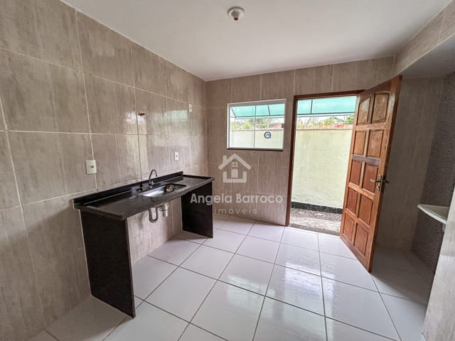 Apartamento com 60m² 2 quartos e 1 banheiro, para alugar, no bairro Jardim Atlântico Leste (Itaipuaçu) em Maricá