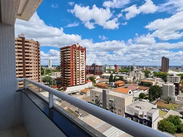 Apartamento com 215m² 3 quartos e 2 banheiros, à venda, no bairro Centro em Guarapuava