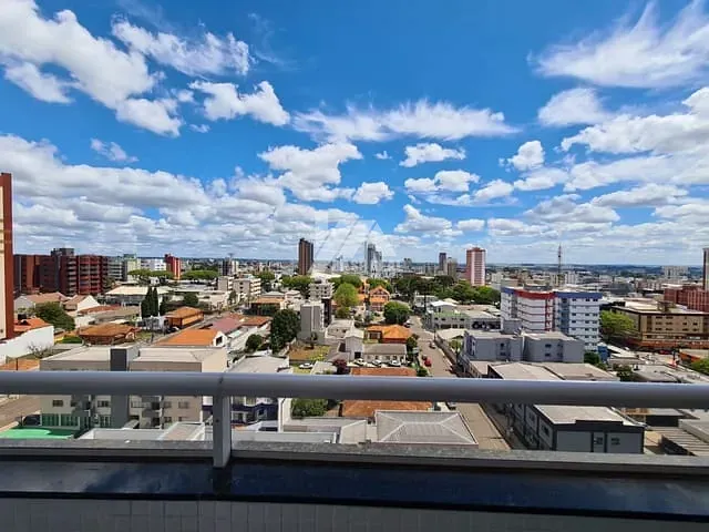 Apartamento com 215m² 3 quartos e 2 banheiros, à venda, no bairro Centro em Guarapuava