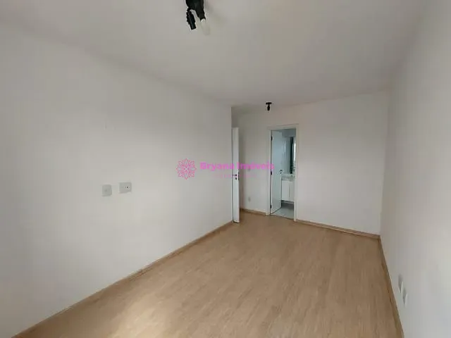 Apartamento com 72m² 2 quartos e 2 banheiros, à venda, no bairro Campestre em Santo André