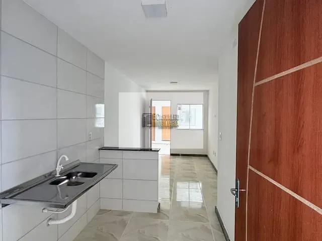Apartamento 2 quartos e 1 banheiro, à venda, no bairro Jardim Savóia em Ilhéus