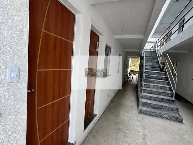 Apartamento 2 quartos e 1 banheiro, à venda, no bairro Jardim Savóia em Ilhéus