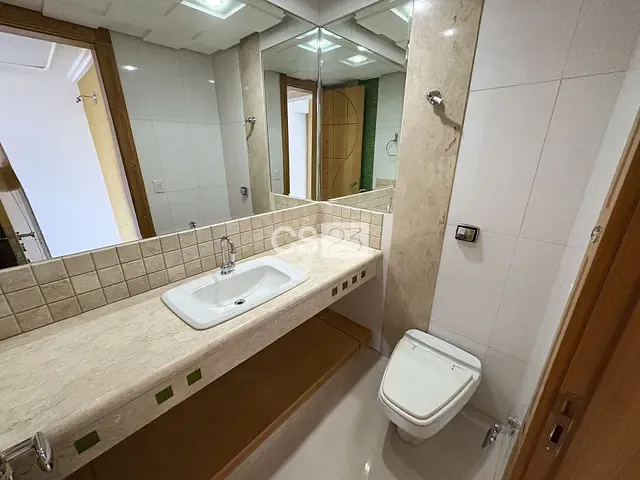 Apartamento com 718m² 4 quartos e 6 banheiros, à venda, no bairro Caiçaras em Londrina