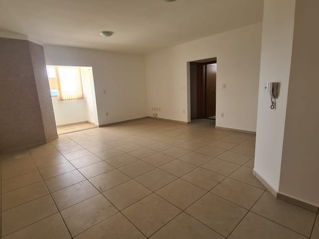 Apartamento com 117m² 2 quartos e 2 banheiros, à venda, no bairro São José em Franca