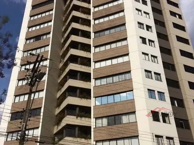 Apartamento com 245m² 3 quartos e 3 banheiros, à venda, no bairro Centro em Apucarana
