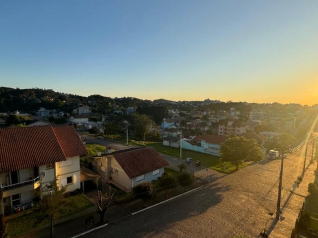 Apartamento com 95m² 2 quartos e 2 banheiros, à venda, no bairro Sagrada Família em Nova Prata