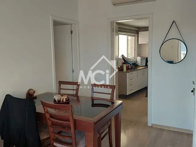 Apartamento 2 quartos e 1 banheiro, à venda, no bairro Três Vendas em Pelotas