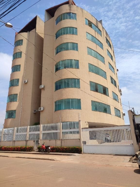 Apartamento à venda e aluguel com 2 quartos, 66m² - Foto 1
