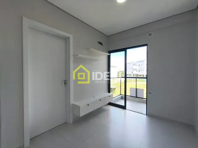Apartamento 1 quarto e 1 banheiro, para alugar, no bairro Parque de Exposições em Concórdia