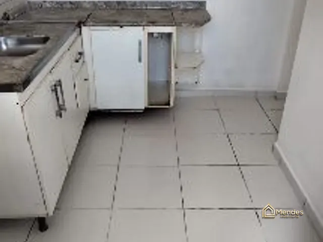 Apartamento com 48m² 2 quartos e 1 banheiro, à venda, no bairro Sítio Cercado em Curitiba
