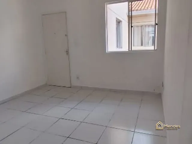 Apartamento com 48m² 2 quartos e 1 banheiro, à venda, no bairro Sítio Cercado em Curitiba