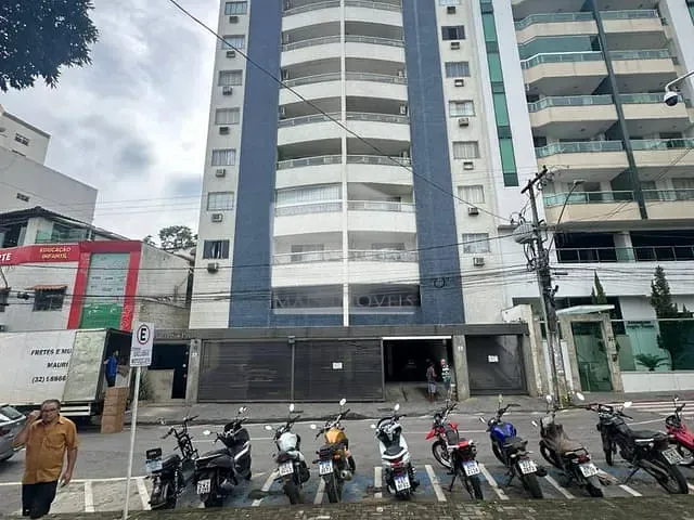 Apartamento 3 quartos e 2 banheiros, à venda, no bairro Centro em Muriaé