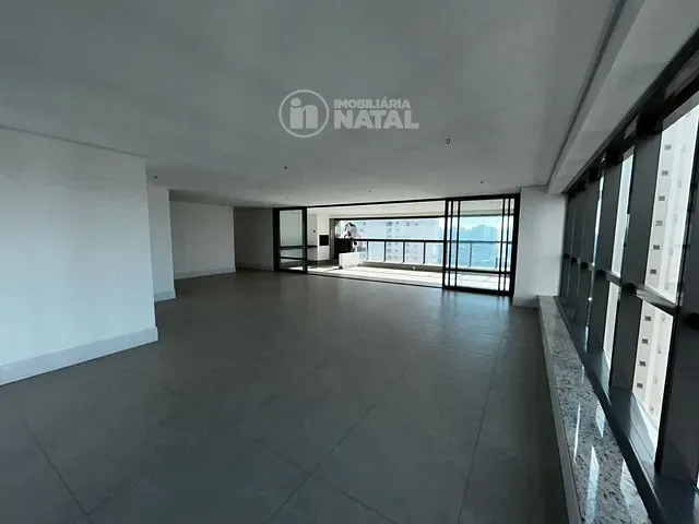 Apartamento com 639m² 3 quartos e 5 banheiros, à venda, no bairro Santa Rosa em Londrina