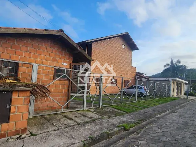 Apartamento com 53m² 1 quarto e 1 banheiro, à venda, no bairro Martim de Sá em Caraguatatuba