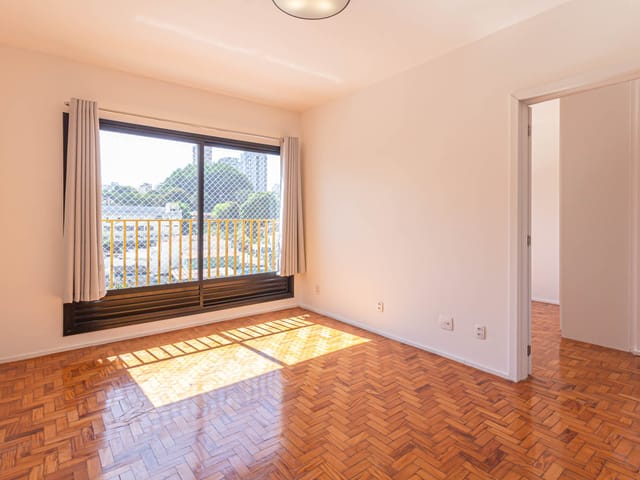 Apartamento 1 quarto e 1 banheiro, para alugar, no bairro Vila Clementino em São Paulo