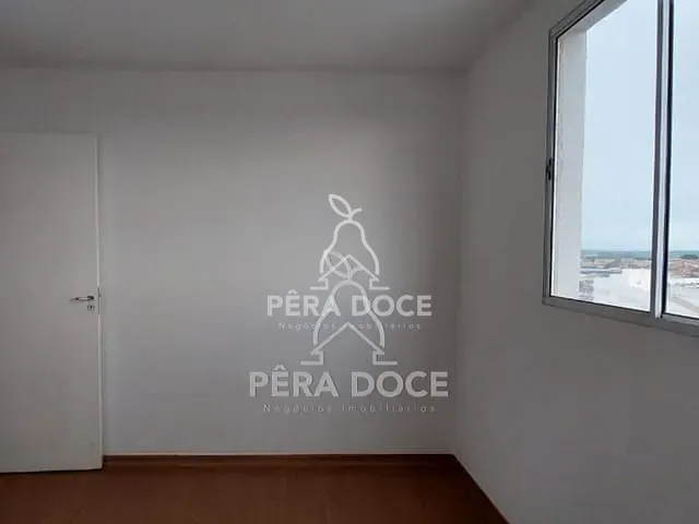 Apartamento 2 quartos e 1 banheiro, à venda, no bairro Jardim Esplanada em Uberaba