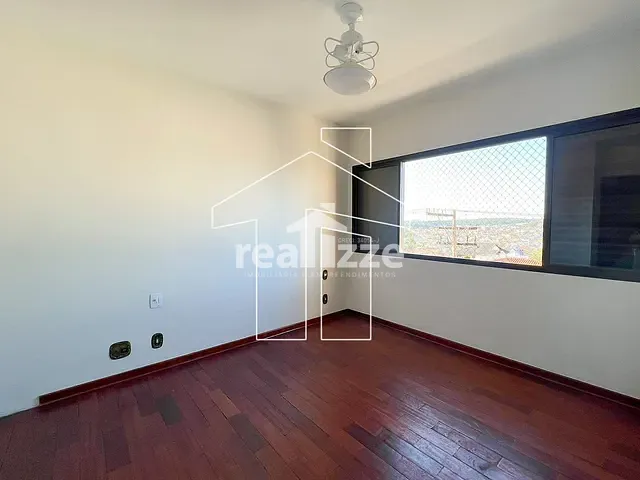 Apartamento com 118m² 3 quartos e 2 banheiros, à venda, no bairro Centro em Itapira