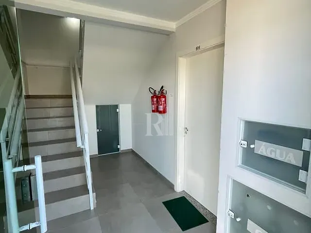 Apartamento com 65m² 2 quartos e 1 banheiro, para alugar, no bairro Universitário em Tijucas