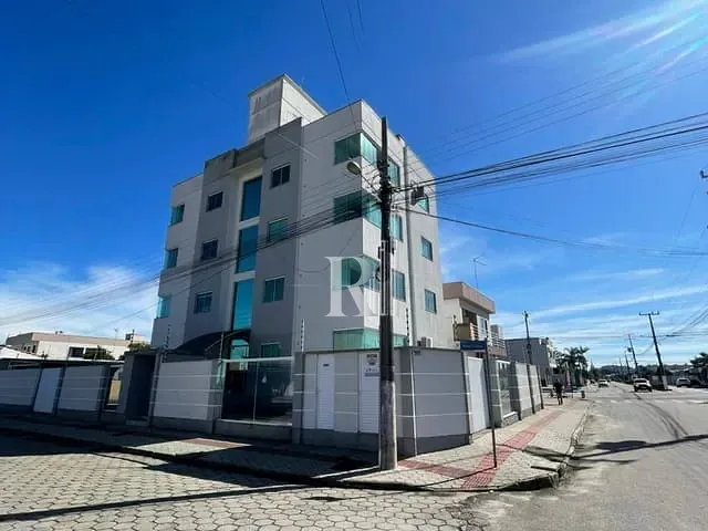Apartamento com 65m² 2 quartos e 1 banheiro, para alugar, no bairro Universitário em Tijucas