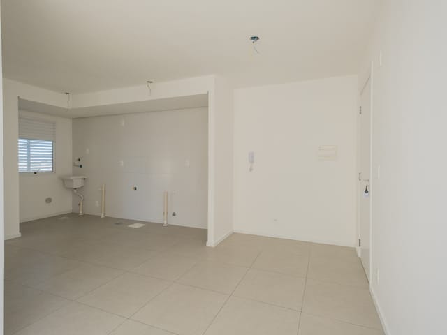 Apartamento com 50m² 2 quartos e 1 banheiro, para alugar, no bairro Centro em Pelotas