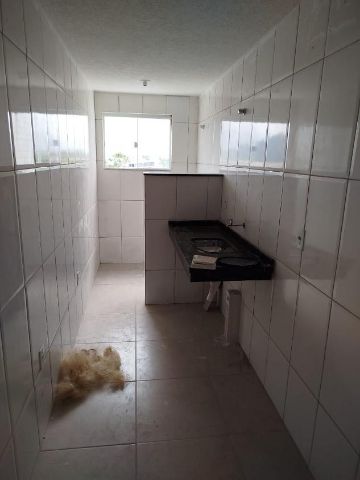 Apartamento 2 quartos e 1 banheiro, para alugar, no bairro Cidade Praiana em Rio das Ostras