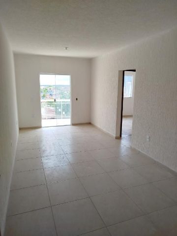 Apartamento 2 quartos e 1 banheiro, para alugar, no bairro Cidade Praiana em Rio das Ostras