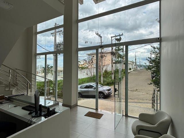 Apartamento 3 quartos e 2 banheiros, para alugar, no bairro Cidade Nova em Itaperuna