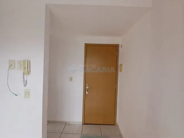 Apartamento 2 quartos e 1 banheiro, para alugar, no bairro Jardim Aeroporto em Apucarana