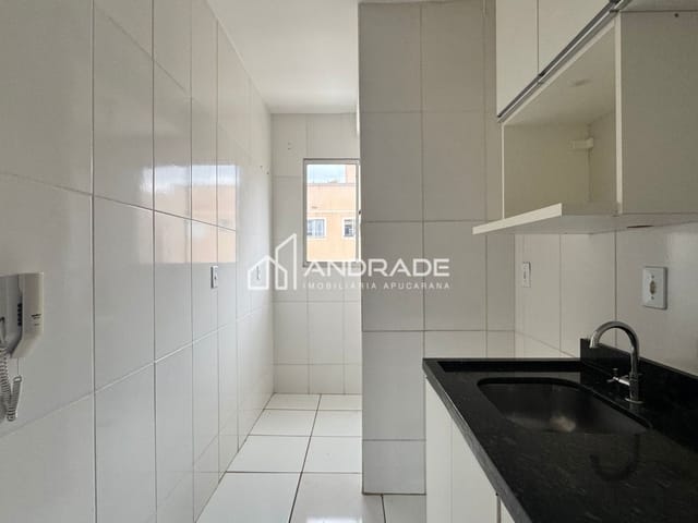 Apartamento com 55m² 2 quartos e 1 banheiro, para alugar, no bairro Jardim Celmira em Apucarana